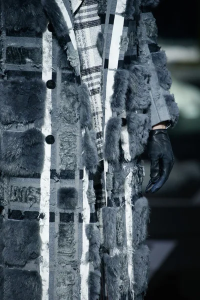 Look 97